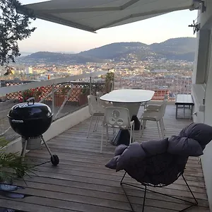 Hébergement de vacances Grand Loft Em33, Hyères